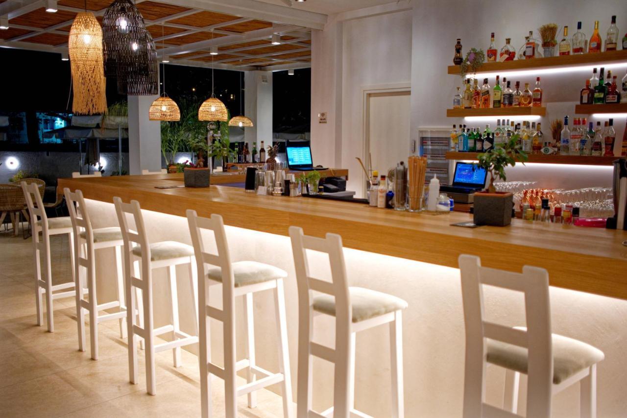 Alfa Hotel Parga Bagian luar foto