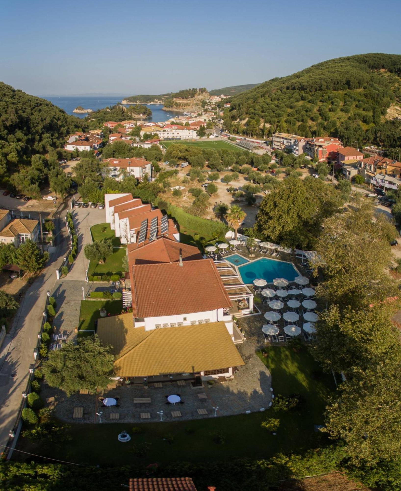 Alfa Hotel Parga Bagian luar foto